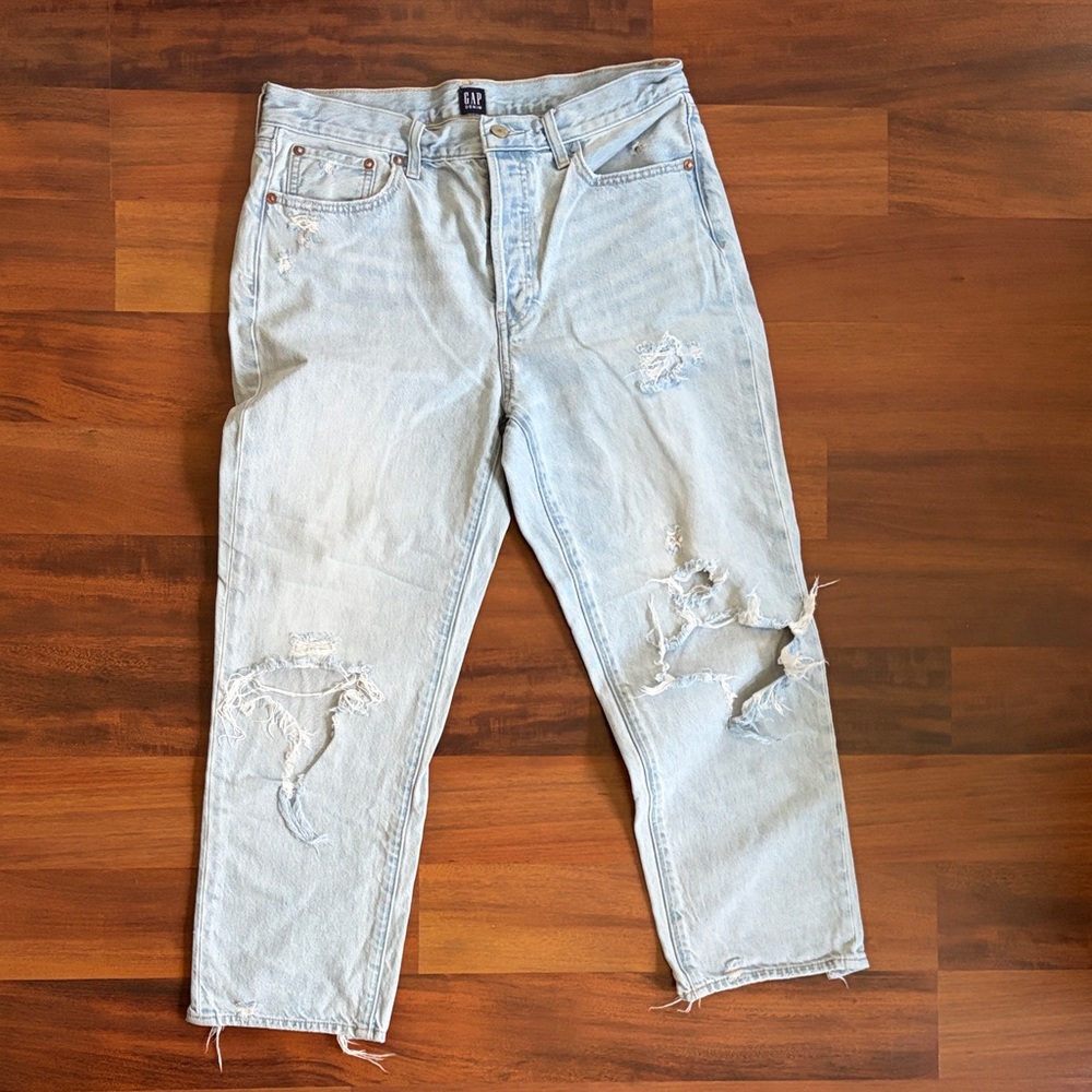 GAP Boyfriend Light Blue Distressed Jeans.  29/8
